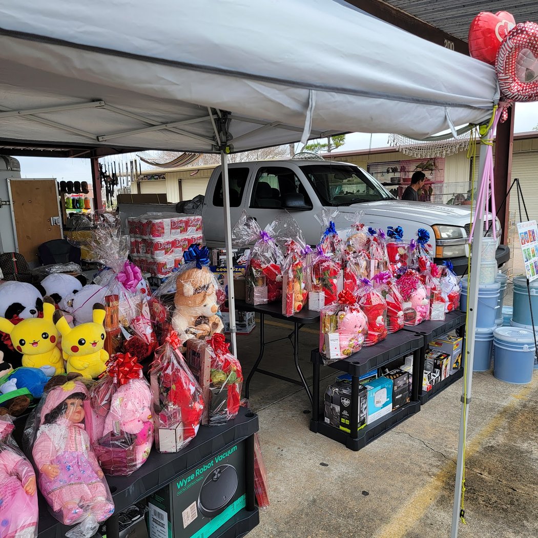 Traders Village Houston 2